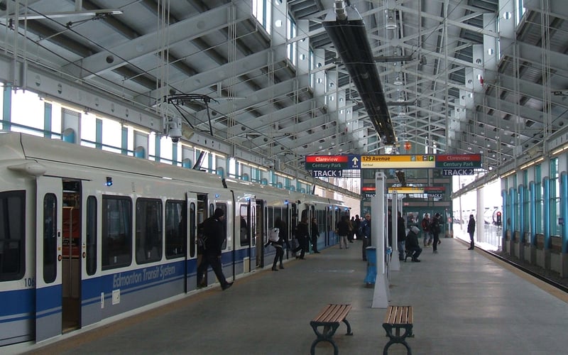 Edmonton LRT Belvedere Platform
